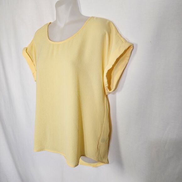 Hippie Rose Women Top Large Yellow Short Sleeve Roll Tab Stretch Hi Low Textured - Picture 5 of 10